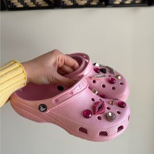 Women’s Glitzy Sparkly Pink Classic Crocs Bedazzled with Jewelry Charms - Size 8